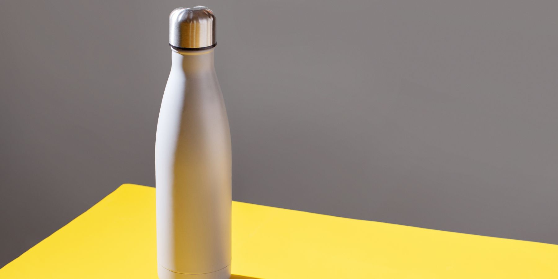 The Ultimate Guide to Choosing a Clean, Reusable Water Bottle